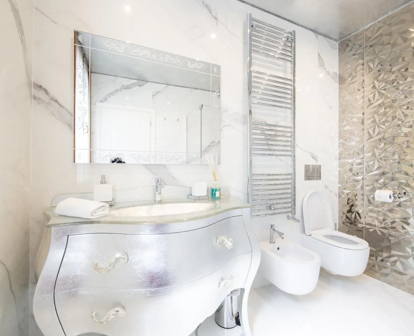 Do Leoni Apartments Venice Italy